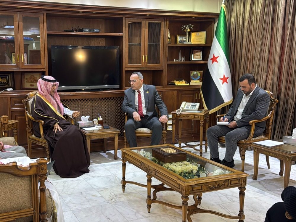 وزير الزراعة يبحث مع السفير السعودي سبل التعاون وتبادل الخبرات