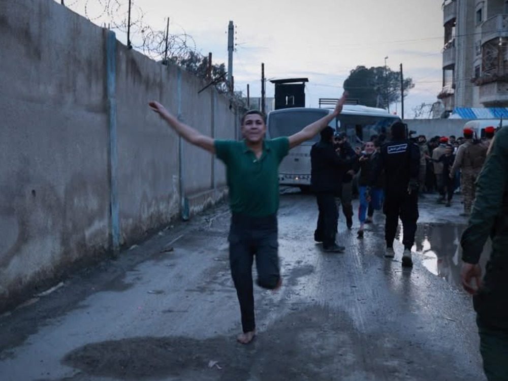 وزير الإعلام: خروج الأطفال من سجن الأقطان لحظة ارتياح ممزوجة بالحسرة