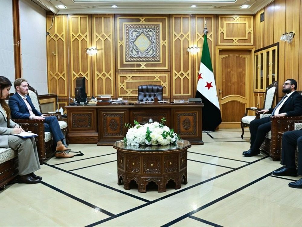 وزير العدل يبحث مع وفد "الحركة القانونية العالمية" تعزيز التعاون وبناء القدرات القضائية