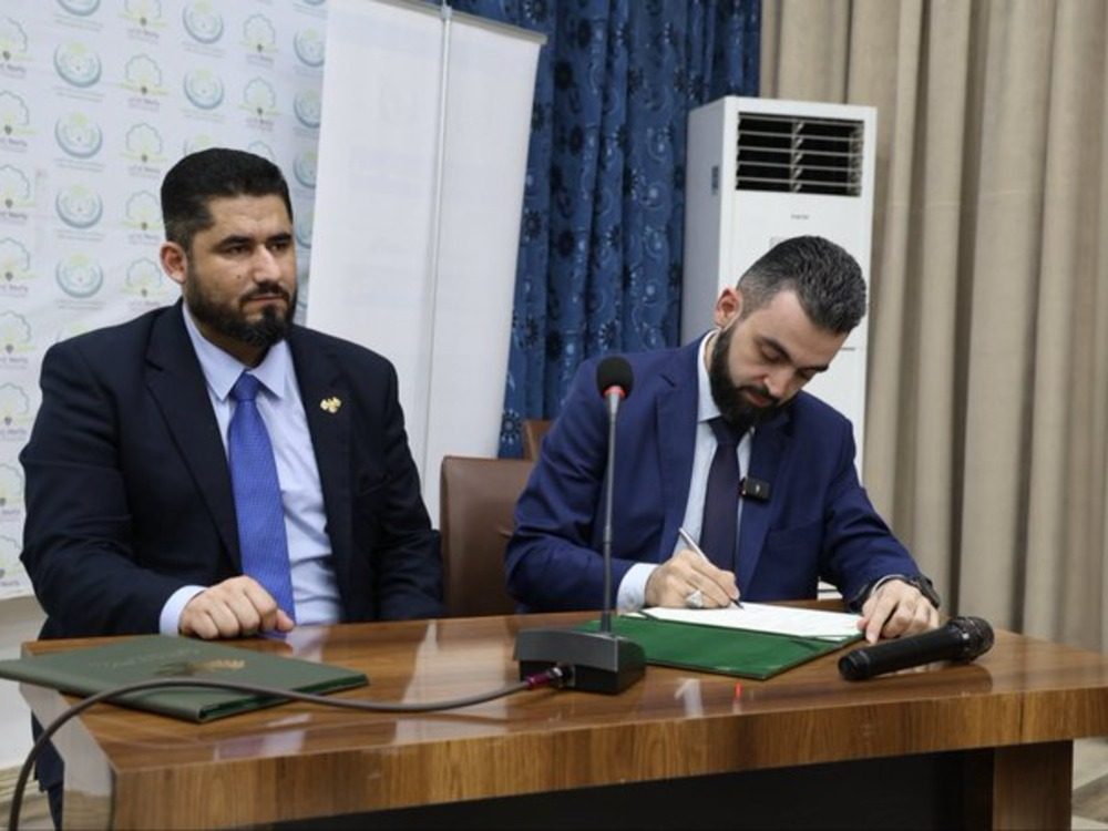 وزير الإدارة المحلية: إعادة 1200 موظف مفصول في إدلب إلى وظائفهم