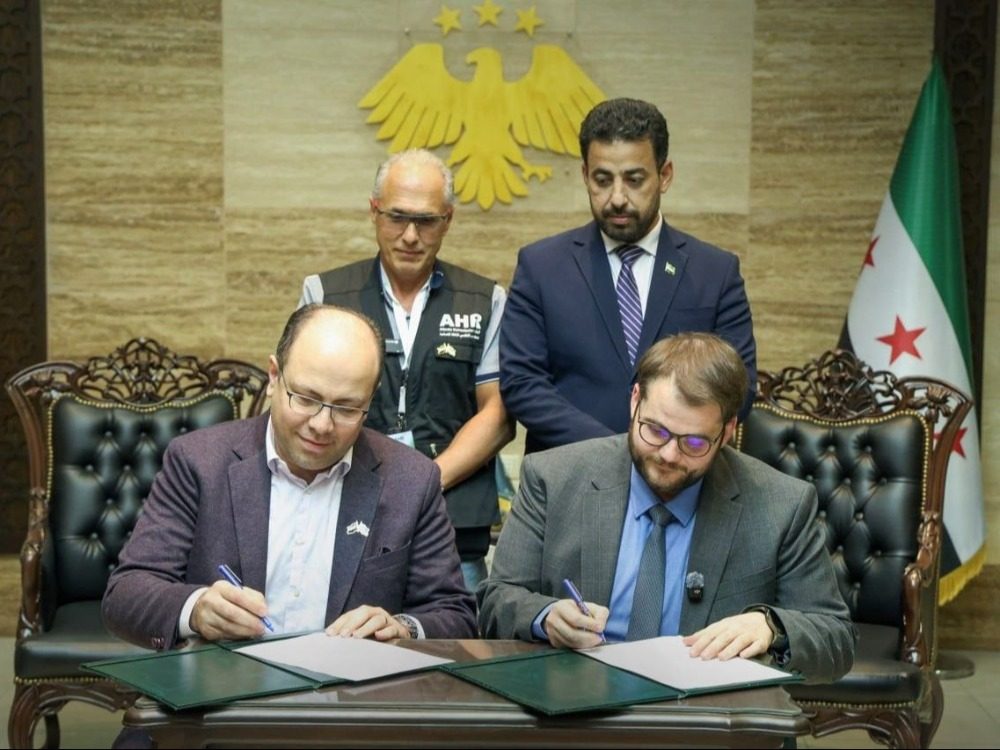 مؤسسة "عبر الأطلسي" تتبرع بأجهزة طبقي محوري متطورة 