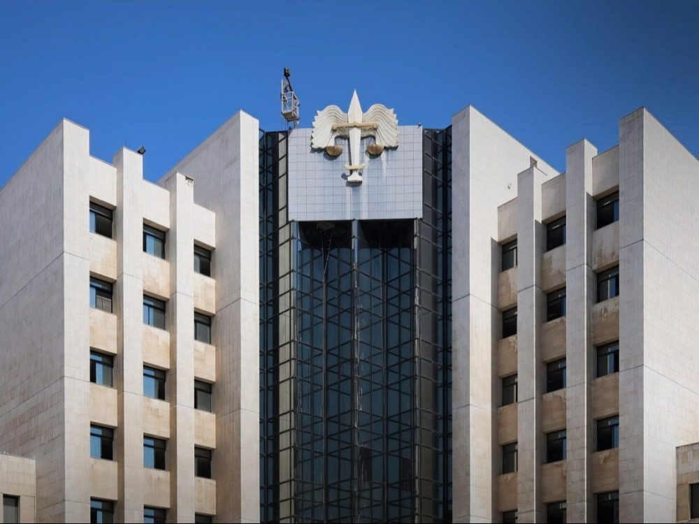 وزير العدل يصدر تعميمين لضبط أعمال دواوين المحاكم والدوائر القضائية