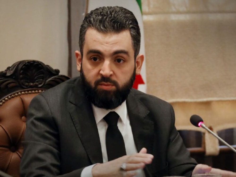 وزارة الإدارة المحلية تطلق خطة عمل لخدمة الأهالي في المحافظات المحررة حديثاً