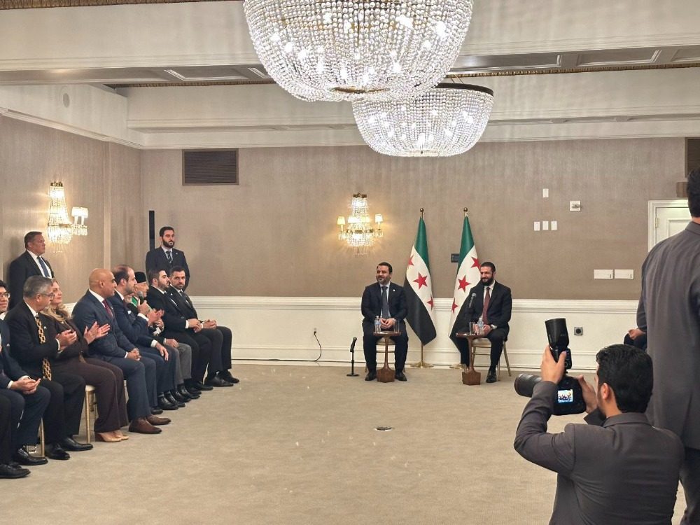 الرئيس الشرع خلال لقائه ممثلي المنظمات الأمريكية: سوريا بحاجة إلى جهود أبنائها لإعادة إعمارها