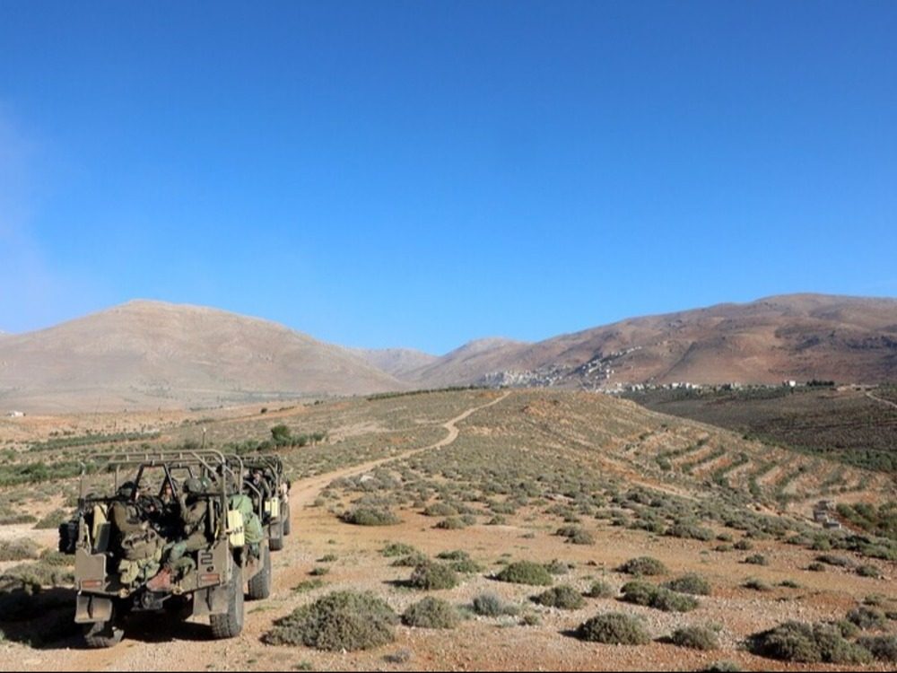 Quneitra Israeli occupation forces isolate a village from its surroundings with an iron gate. القنيطرة.. قوات الاحتلال الإسرائيلي تعزل قرية عن محيطها ببوابة حديدية