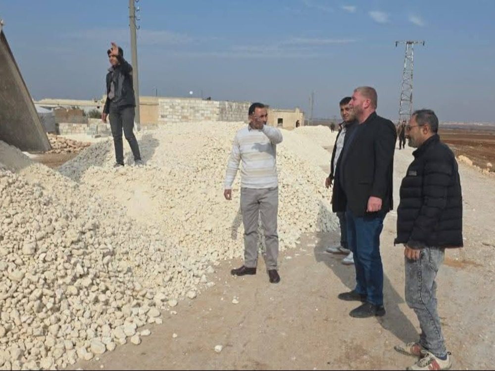 تأهيل طرق حيوية في ريف حلب الجنوبي