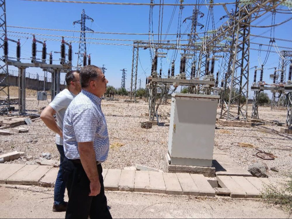 عطل فني في خط رئيسي يؤدي لانقطاع الكهرباء عن السويداء ودرعا