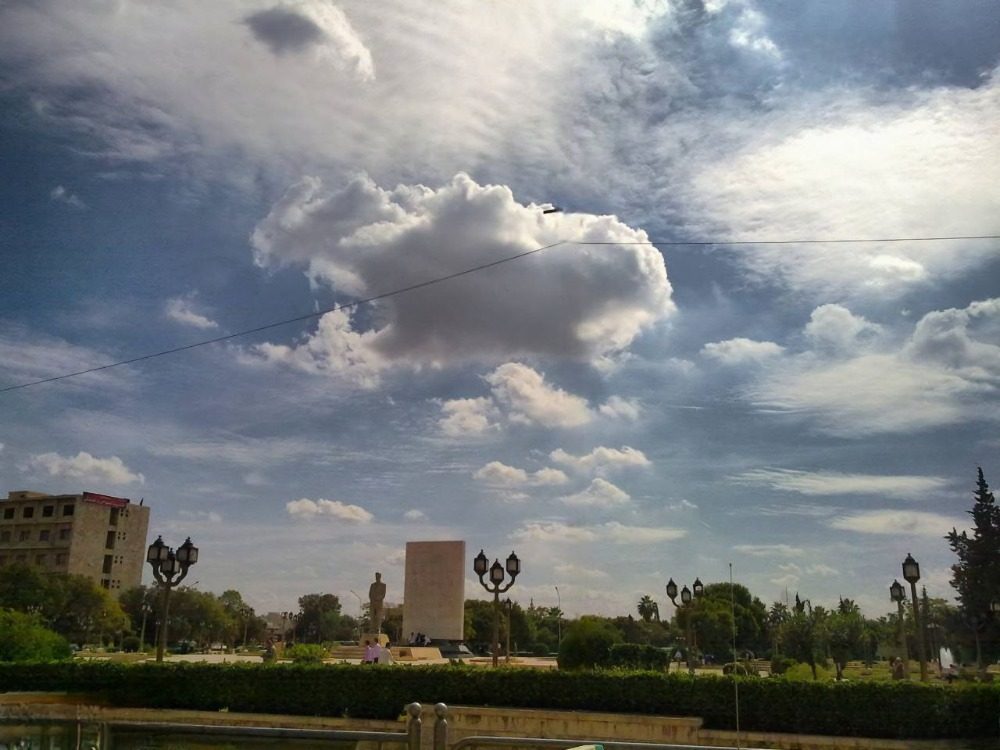 أجواء غائمة جزئياً والحرارة تميل للارتفاع في بعض المناطق