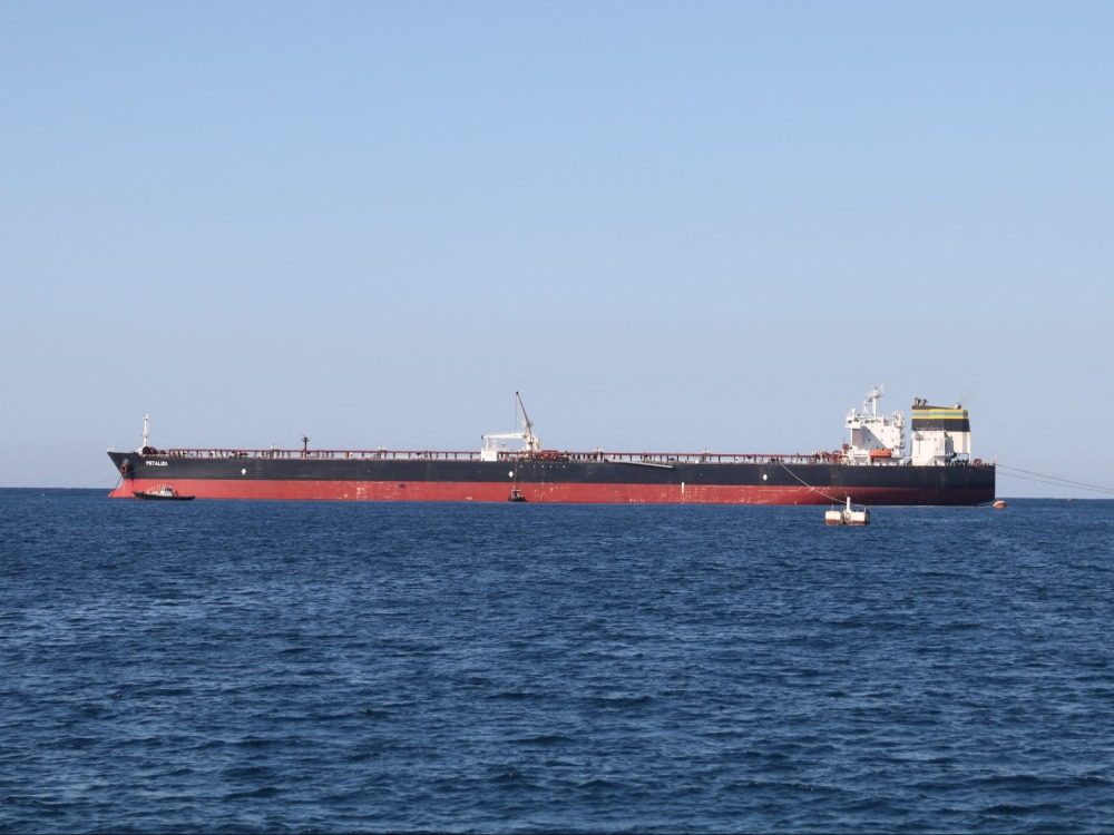 وزير الطاقة يعلن وصول الدفعة الأخيرة من المنحة السعودية النفطية