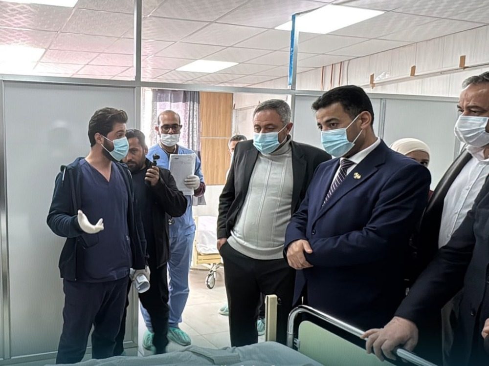 وزير الصحة يفتتح أقساماً جديدةً في مستشفى درعا الوطني ويتابع شكاوى المواطنين