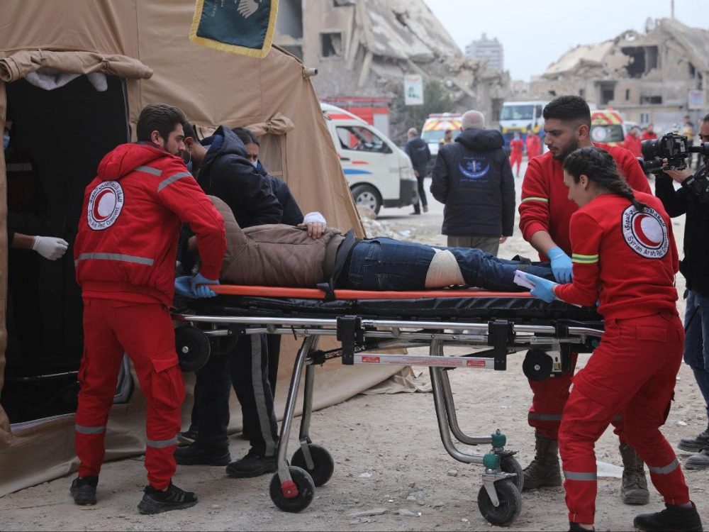 وزارة الطوارئ تجري مناورة لمحاكاة زلزال بقوة 7 درجات في حي جوبر بدمشق