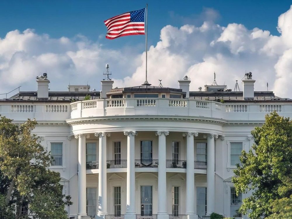 The White House البيت الأبيض يضغط على الكونغرس لإلغاء قانون قيصر ودعم الحكومة