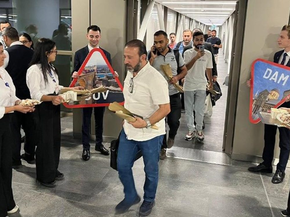 انطلاق أول رحلة جوية مباشرة بين مرسين ودمشق
