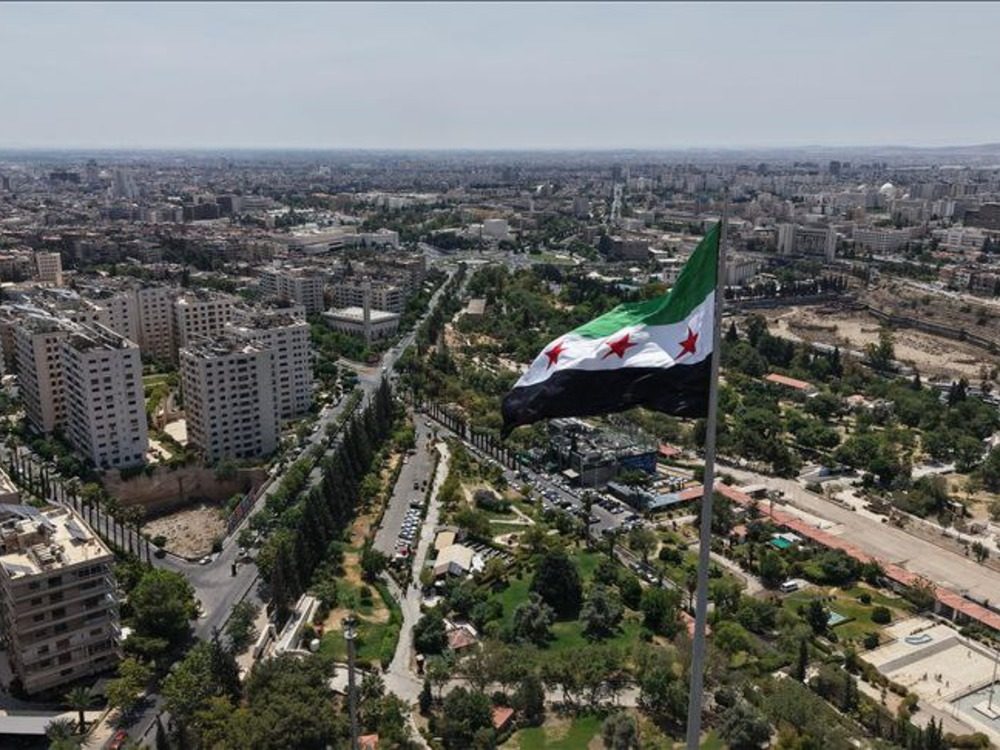 الحكومة تدين إعدام تنظيم قسد سجناء في مدينة الطبقة