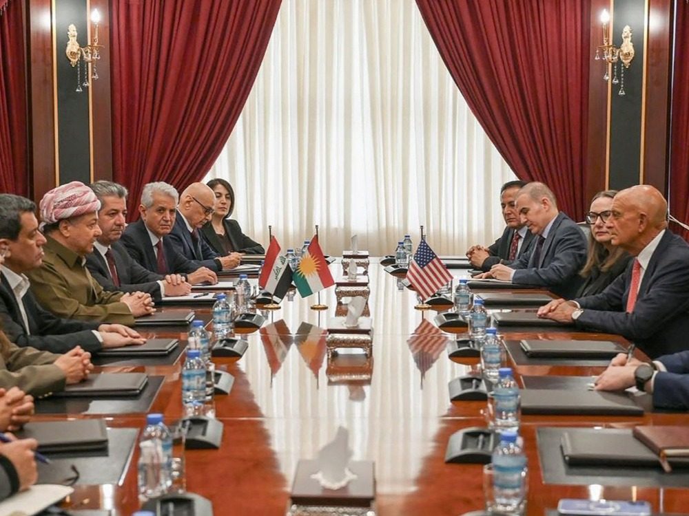 ميدل إيست آي: باراك حذر عبدي من محاولة جر إسرائيل للصراع في سوريا