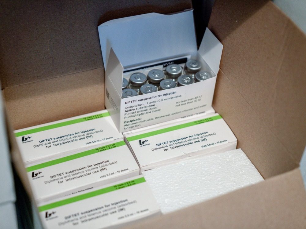 "يونيسيف" تسلّم وزارة الصحة لقاحات تستهدف نصف مليون طفل في سوريا