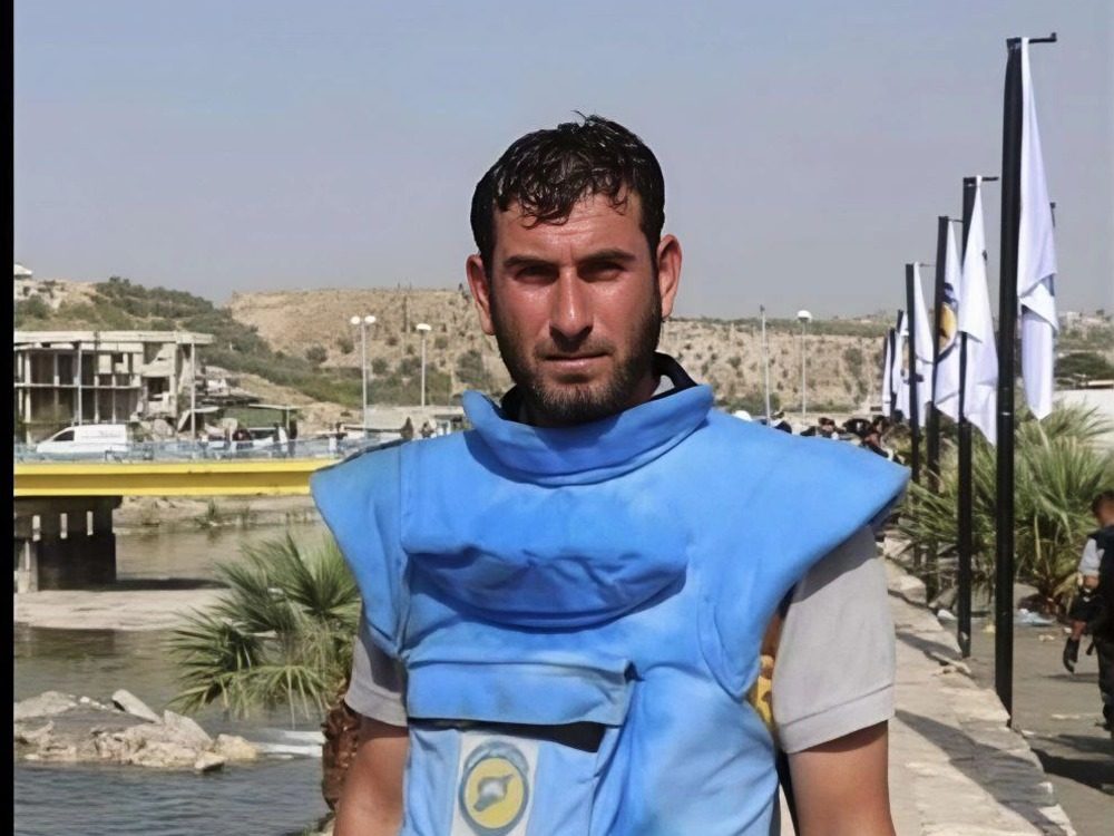 استشهاد متطوع في الدفاع المدني إثر انفجار قنبلة عنقودية بريف حماة