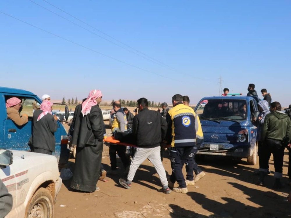 استمرار جهود الدفاع المدني لليوم الثاني لنقل المدنيين من ريف حلب الشرقي