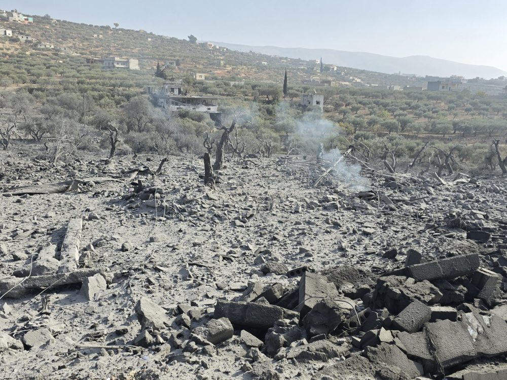 شهداء وجرحى إثر انفجار بمحيط مدينة كفرتخاريم بريف إدلب