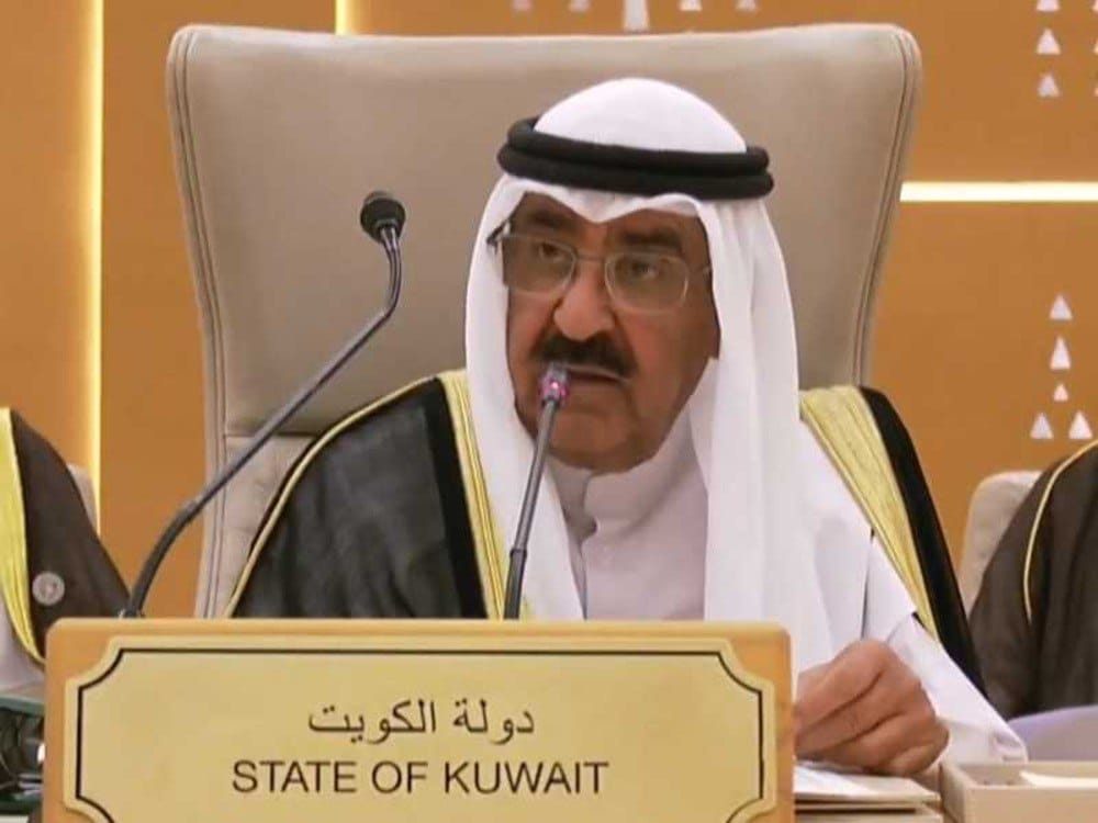 أمير الكويت يشيد بقرار رفع العقوبات عن سوريا