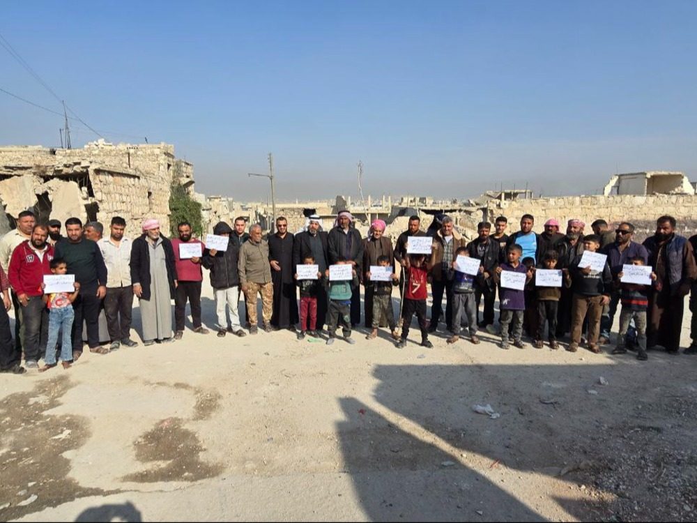 حلب.. احتجاجات في حي الشيخ سعيد ضد تلوث معامل صب الرصاص وحرق النفايات