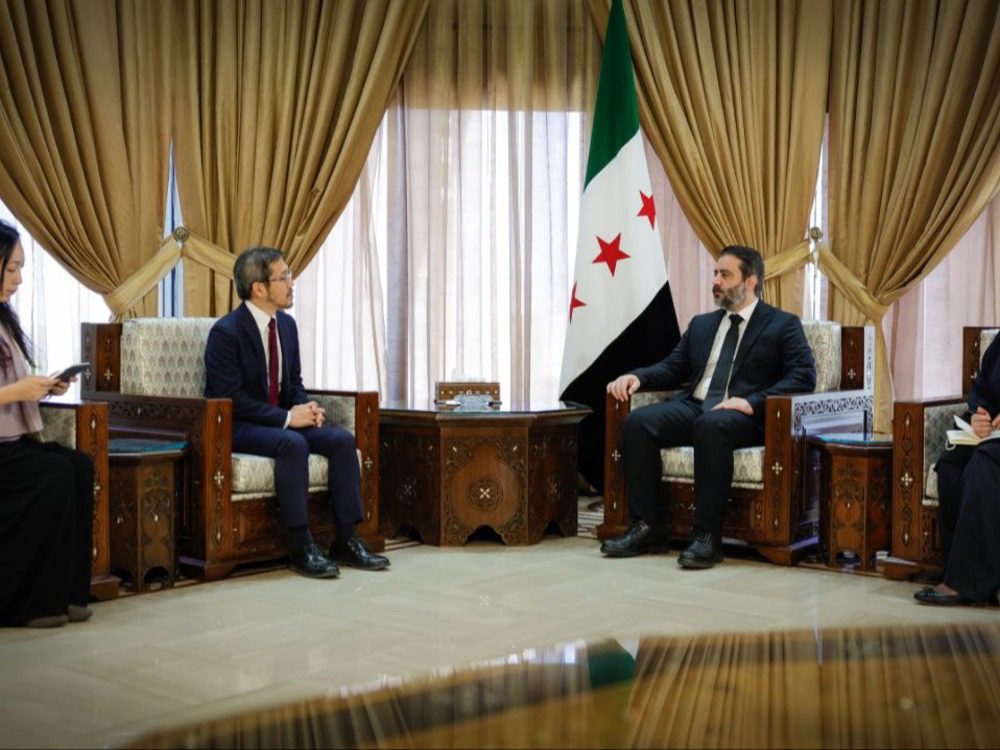 وزير الخارجية يبحث مع القائم بالأعمال الياباني التعاون  بين البلدين  