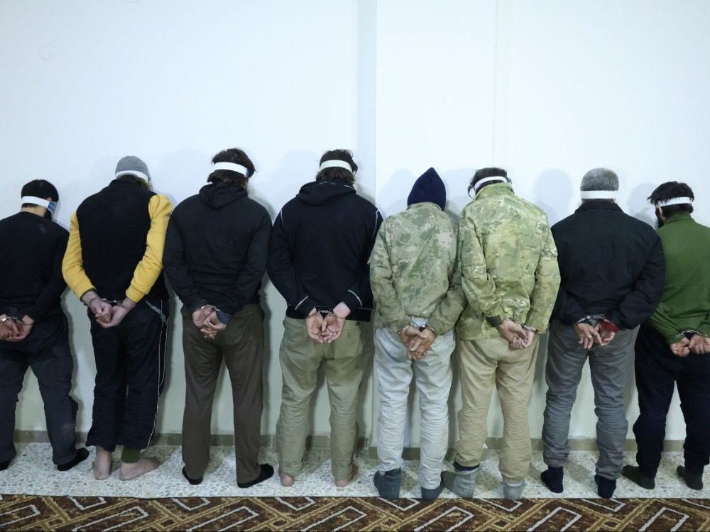 الداخلية تطيح بخلية إرهابية مسؤولة عن تنفيذ 3 هجمات ضد دوريات أمنية بحلب وإدلب