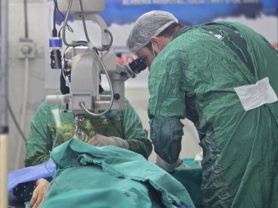 إنجاز طبي غير مسبوق.. 10 عمليات زراعة قرنية مجاناً في إدلب